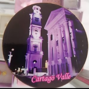 Imán Cartago en madera con acabado en vinilo