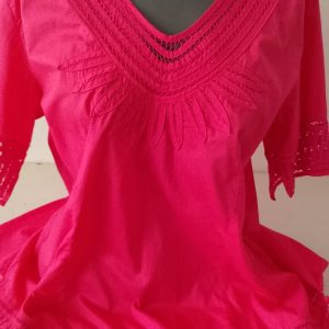 Blusa tejida a mano en lino para dama