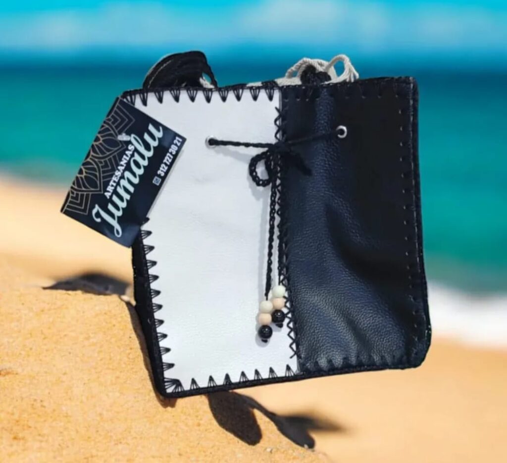 Bolso Blanco Y Negro